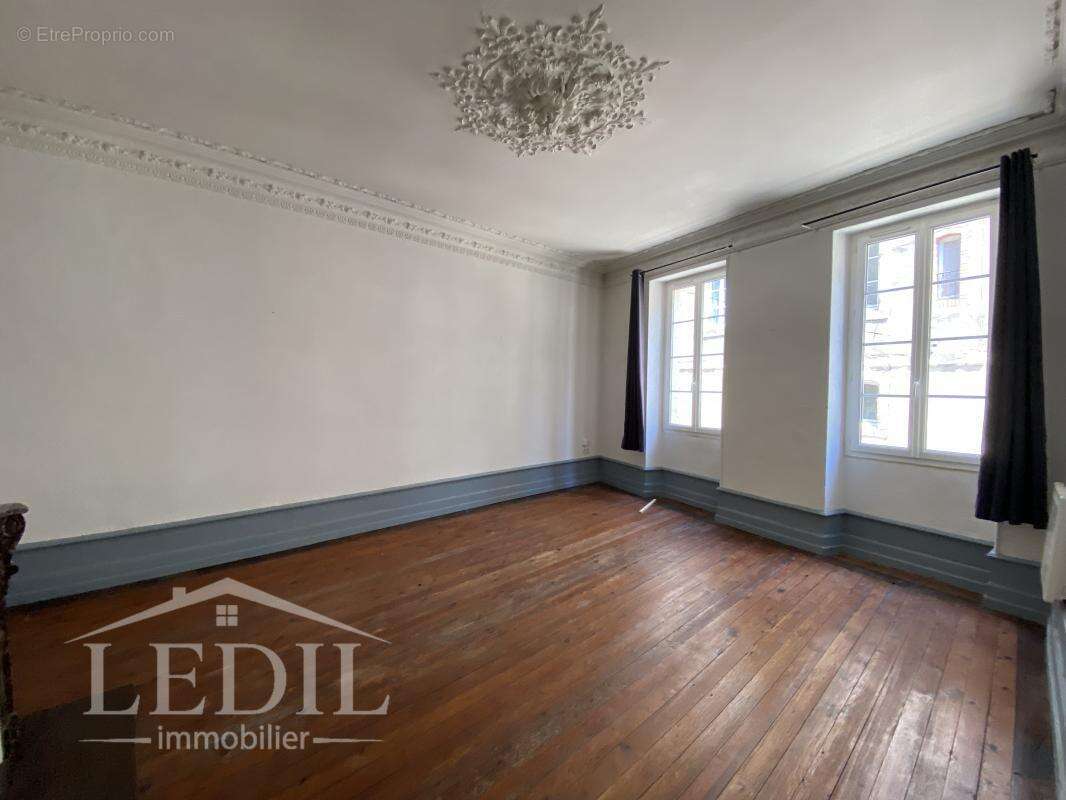 Appartement à EAUZE