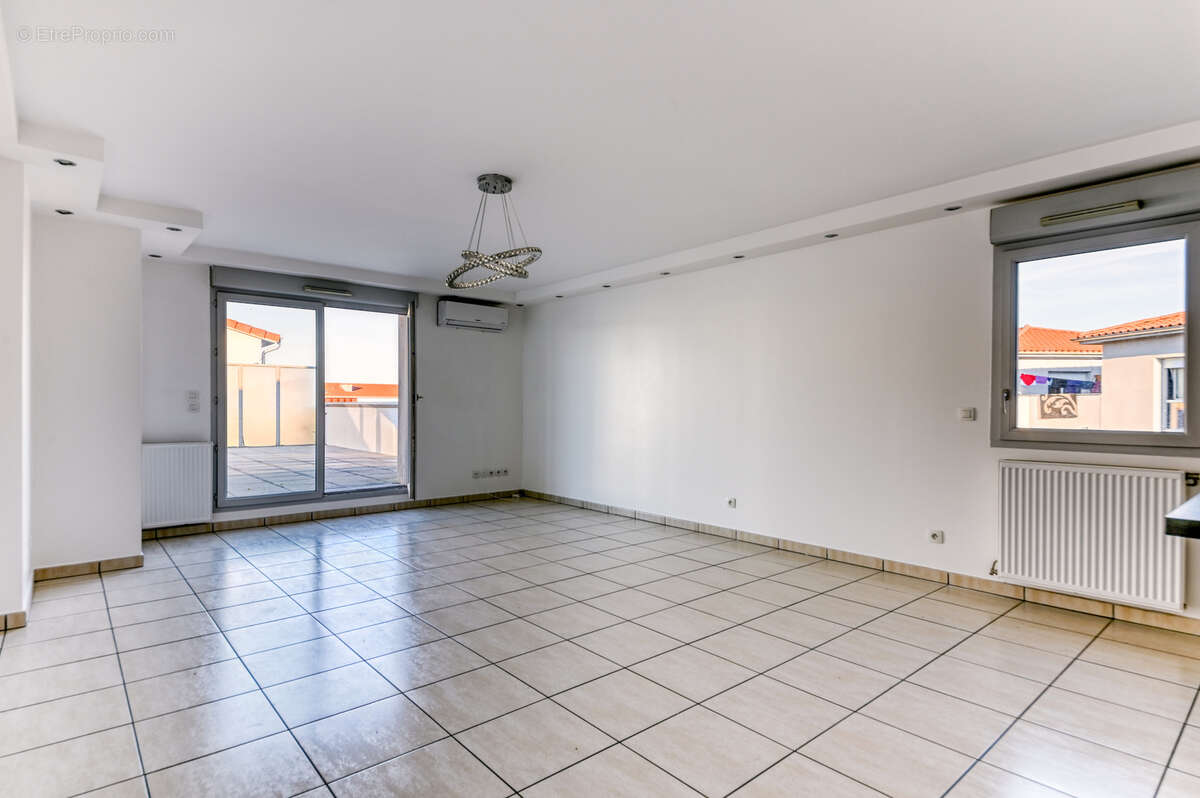 Appartement à TASSIN-LA-DEMI-LUNE