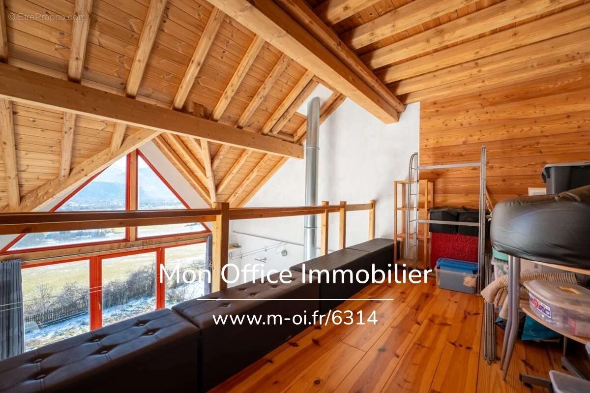 Appartement à REOTIER