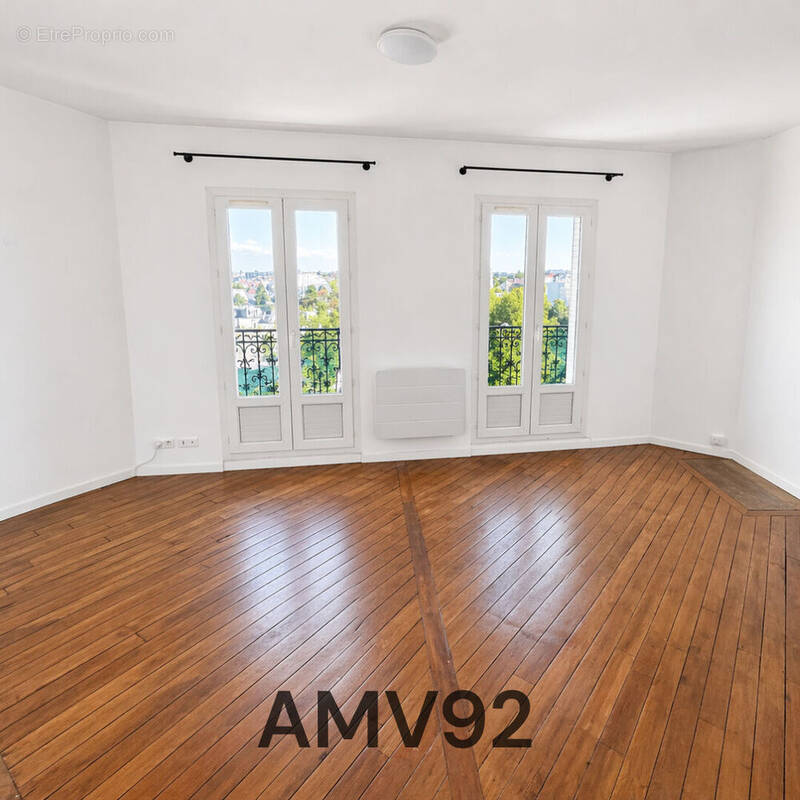 Appartement à LA GARENNE-COLOMBES