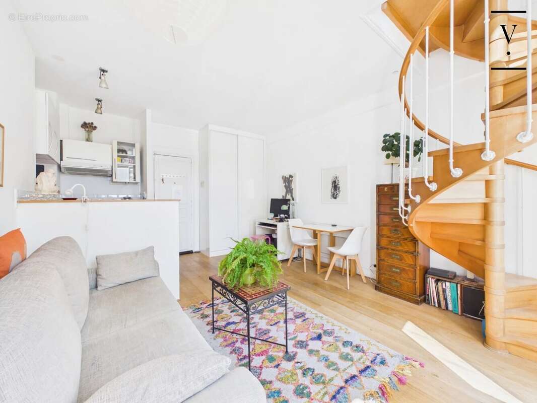 Appartement à PARIS-11E