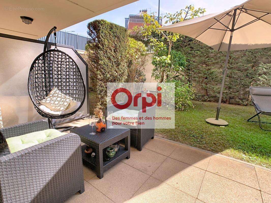 Appartement à ISSY-LES-MOULINEAUX