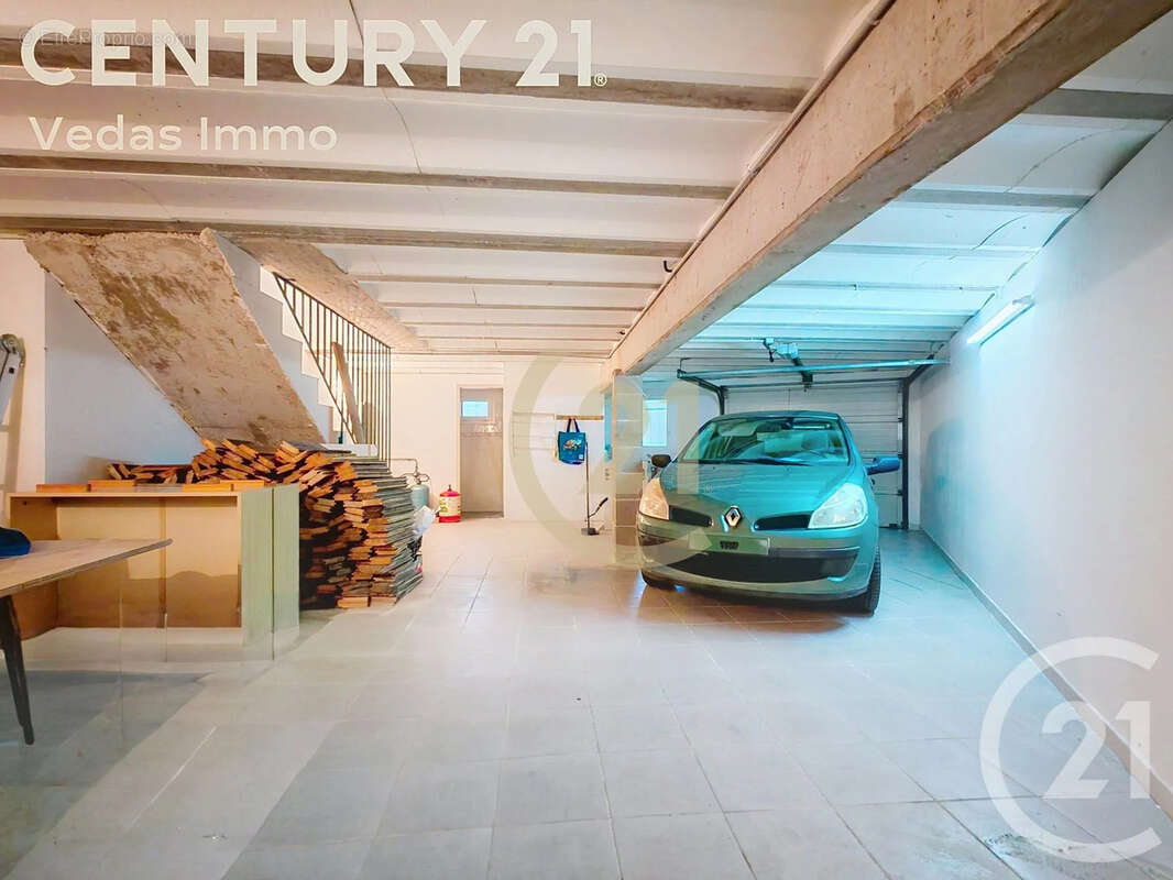 Maison à SAINT-JEAN-DE-VEDAS