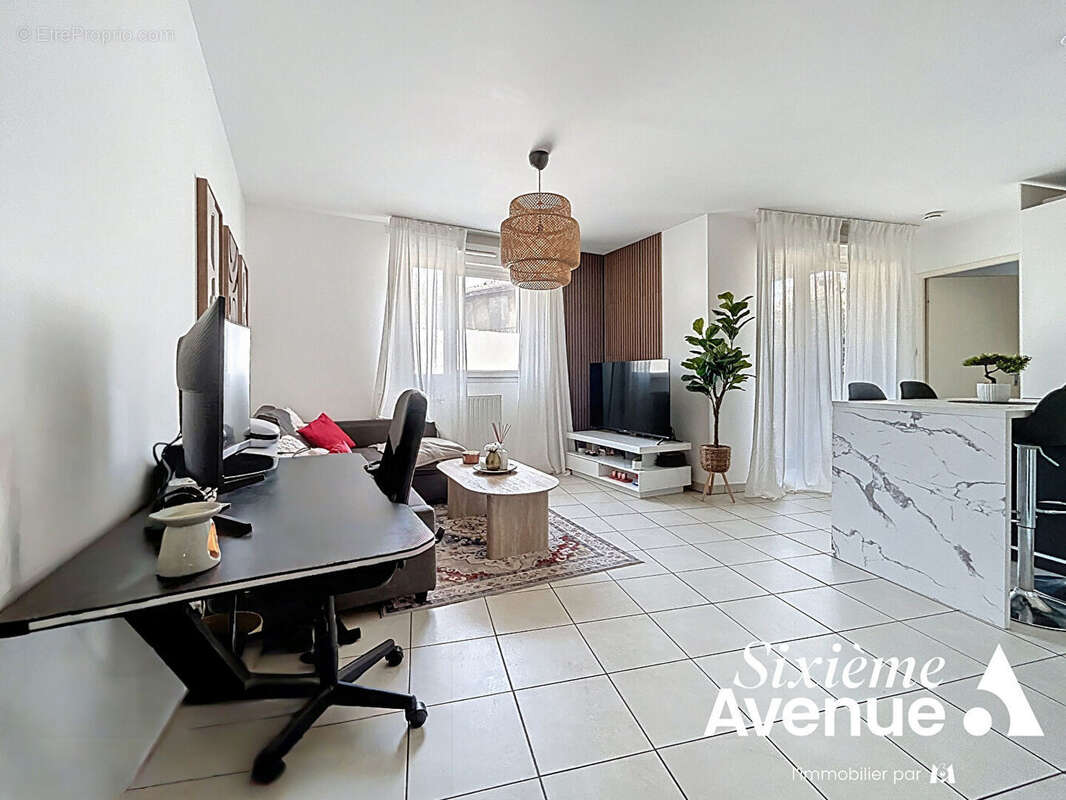 Appartement à VENISSIEUX