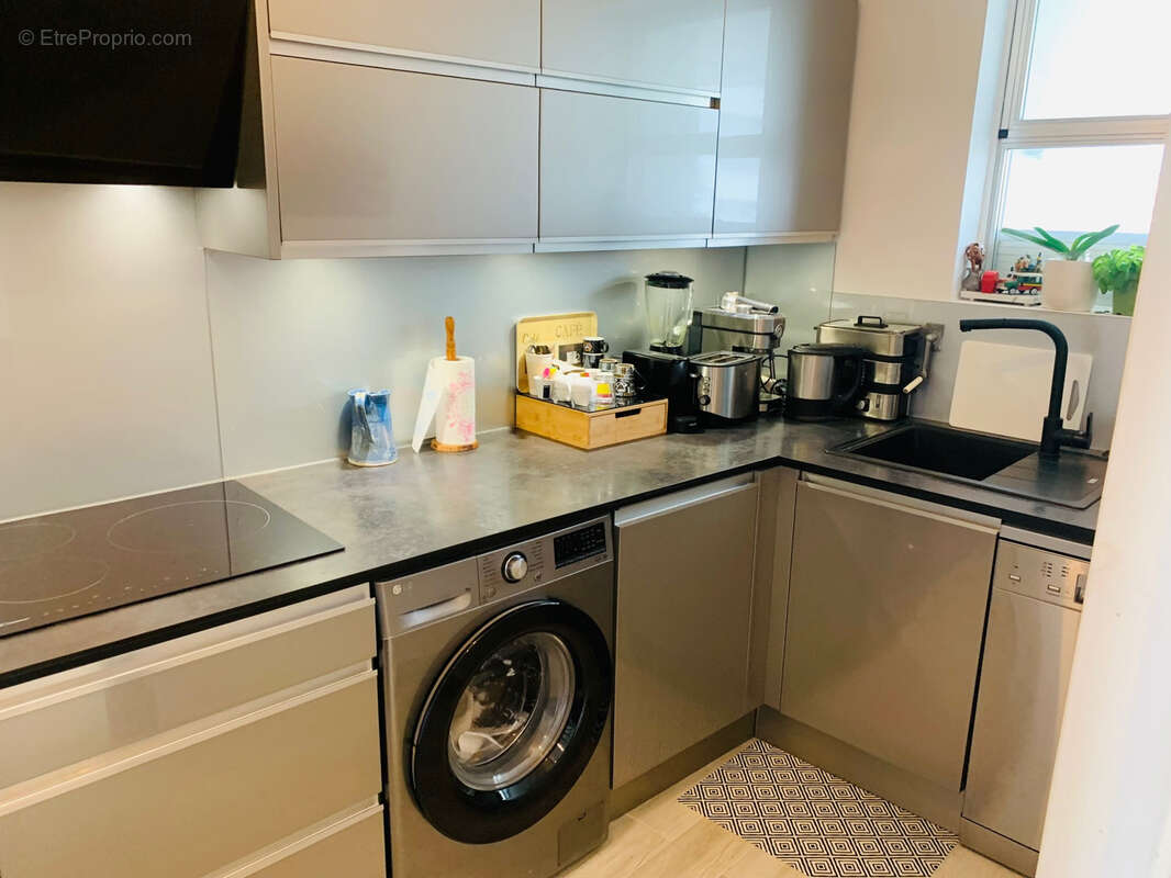 Appartement à VILLENEUVE-LOUBET