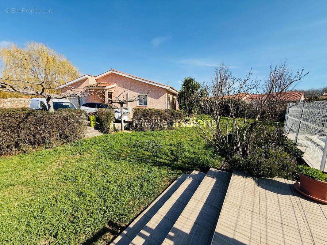 Maison à MILLAS