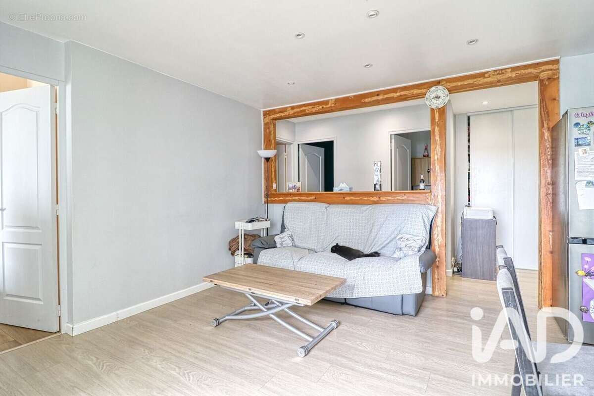 Photo 5 - Appartement à SAINT-OUEN-L'AUMONE
