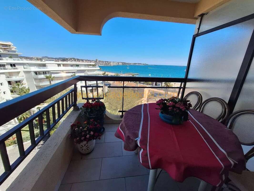 Appartement à FREJUS