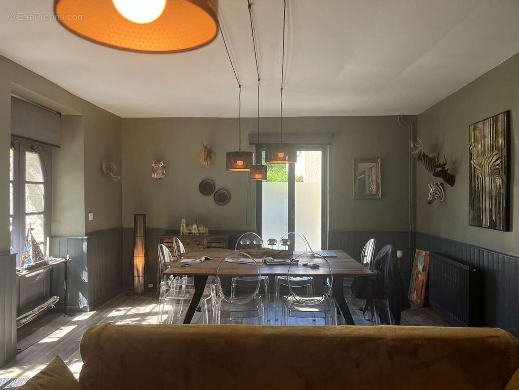 Salon/SAM - Maison à LACAPELLE-MARIVAL
