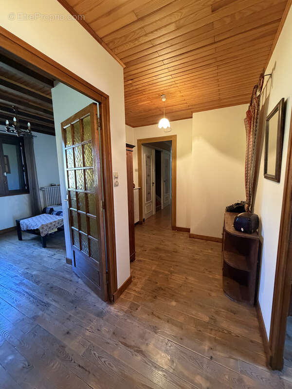 Maison en pierre (223 m2) avec terrain 1102 m2 à jonzieux 42 (pilat) - photo 7