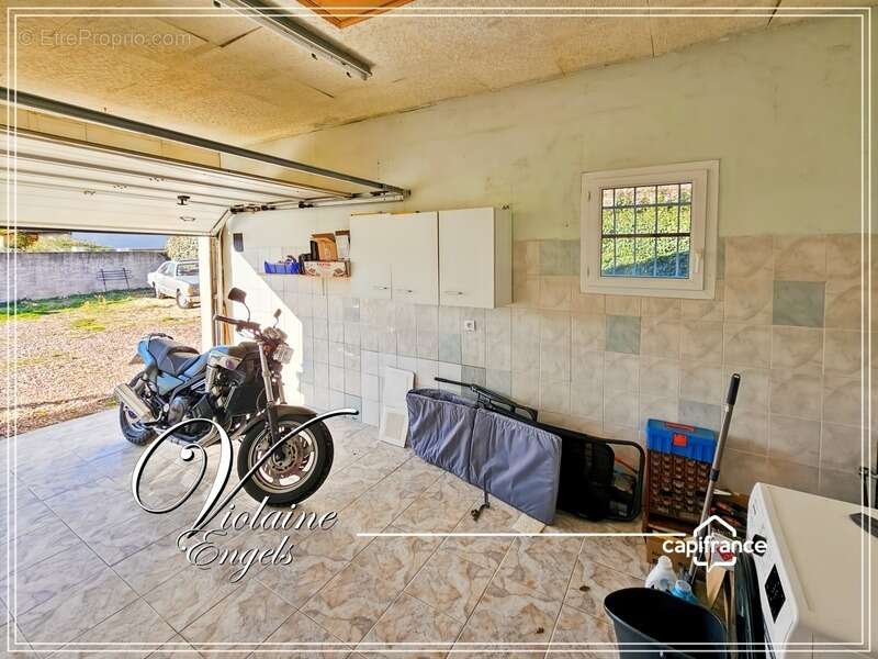 Villa de plain-pied lumineuse avec jardin piscinable et garage – Félines-Minervois - photo 18