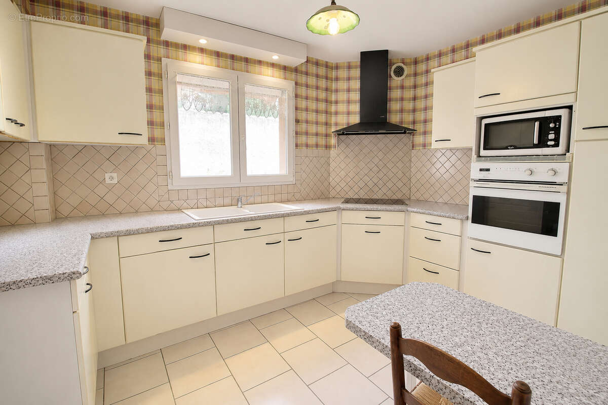À vendre à Bedoin maison de 123 m² sur 1000 m² - photo 5