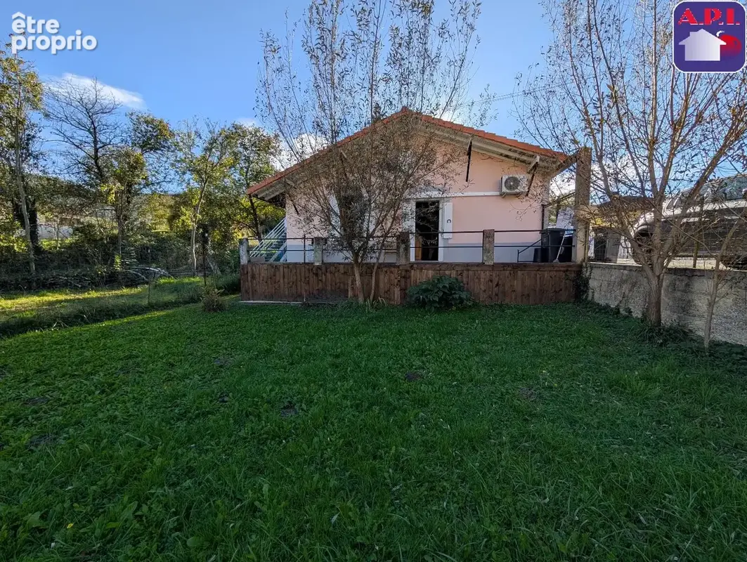 Photo Maison à L'aiguillon au prix de 90 000€