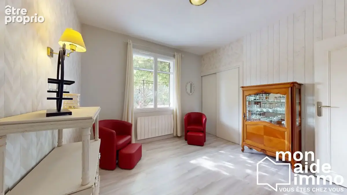 Maison 11 pièces 237 m² à vendre à Castillon-La-Bataille (33350) - photo 4