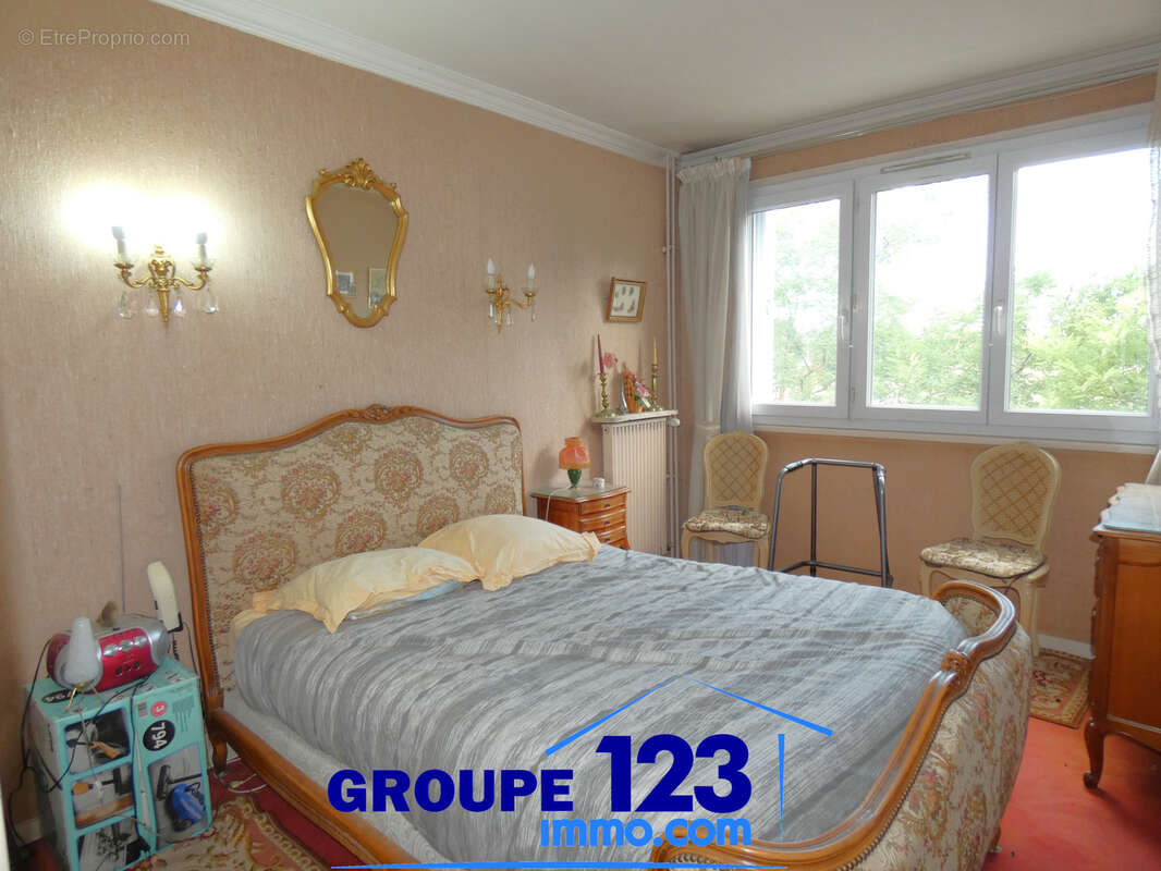 Appartement à MIGENNES