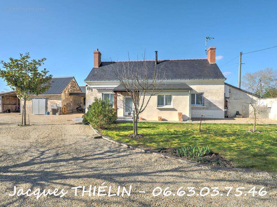 Maison à LONGUE-JUMELLES