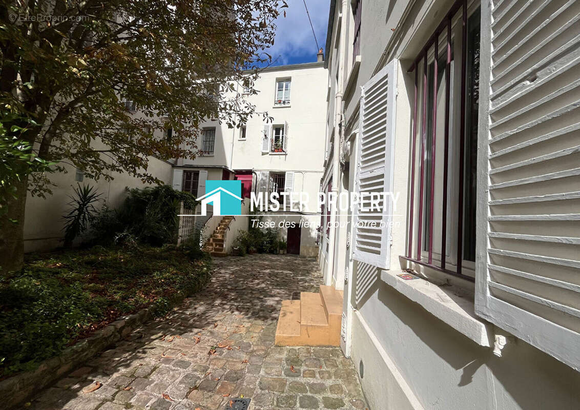 Appartement à PARIS-19E