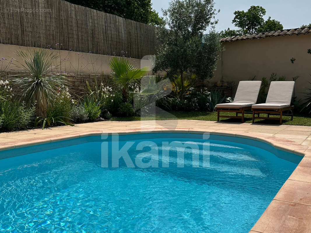 Maison à SALAISE-SUR-SANNE