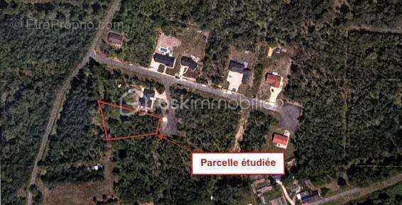 Terrain de 1646 m² - photo 5