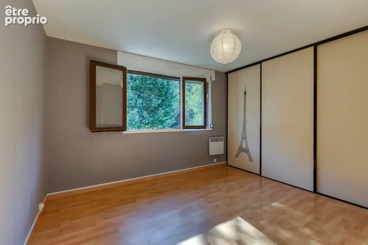 LE VERSOUD - Maison mitoyenne de 96 m2 habitables à rénover avec garage, sur terrain de 430 m2 - photo 10