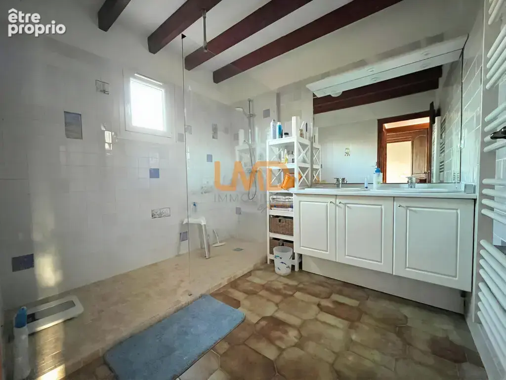 Lorgues – Plain-pied, terrain plat 1 350 m², garage - photo 12
