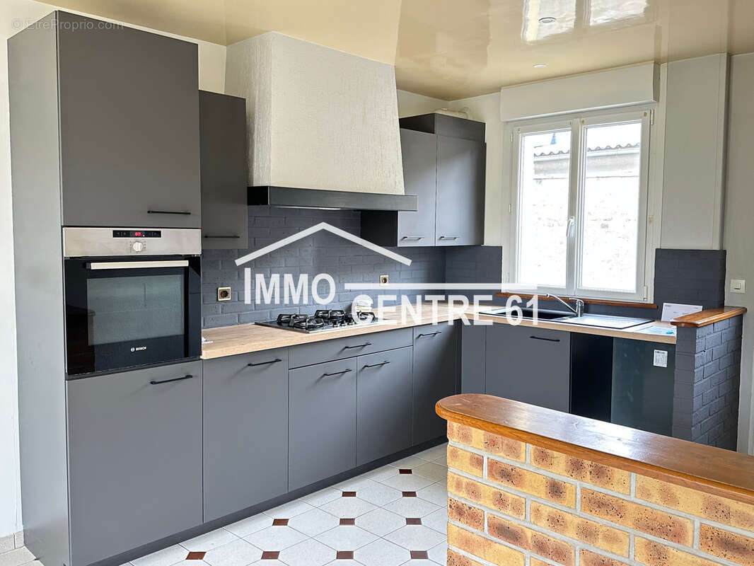 Maison à LA FERTE-MACE