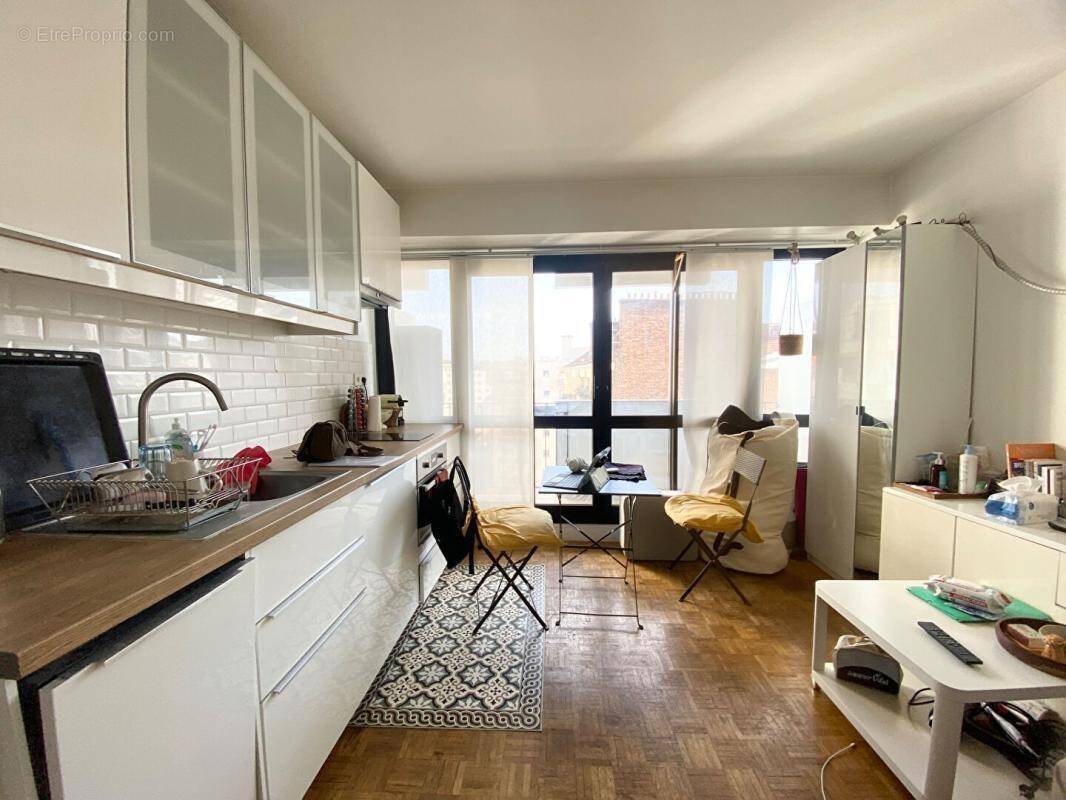 Appartement à PARIS-15E