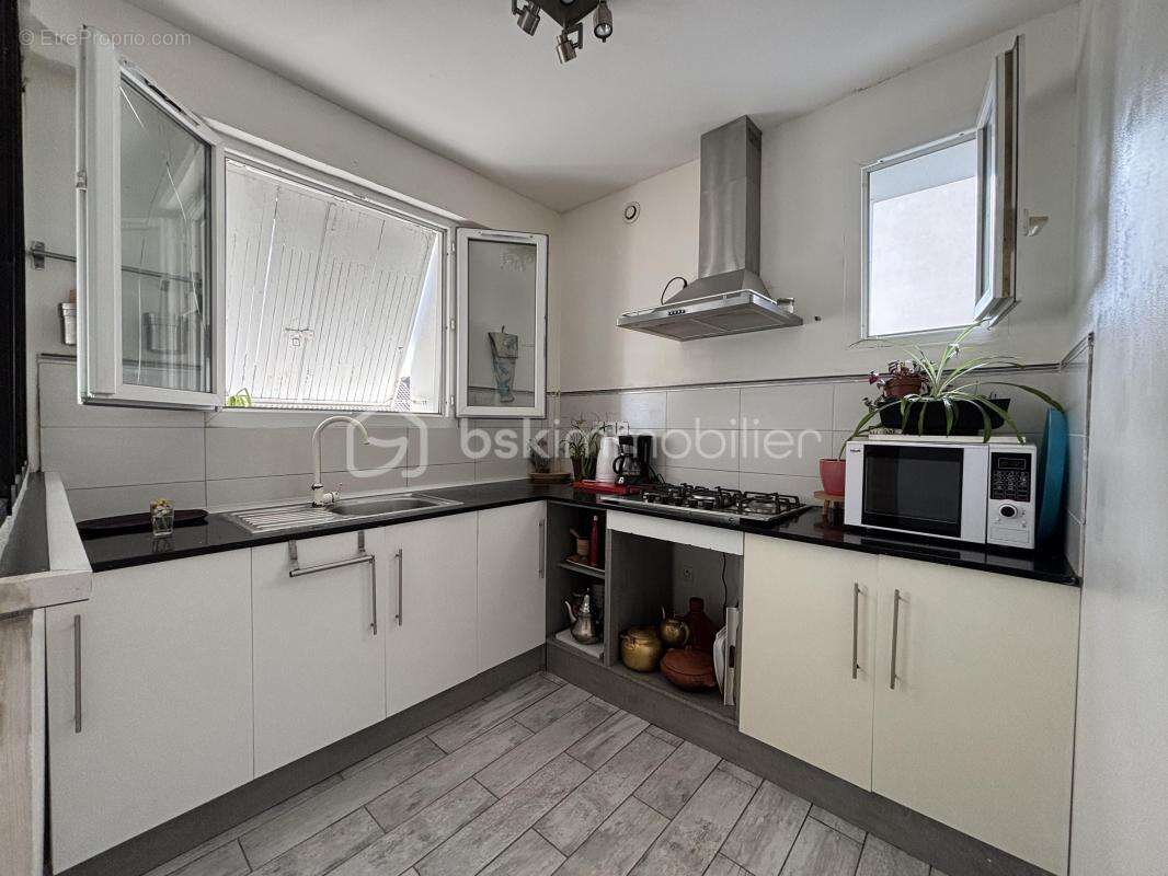 Maison à CHATELLERAULT