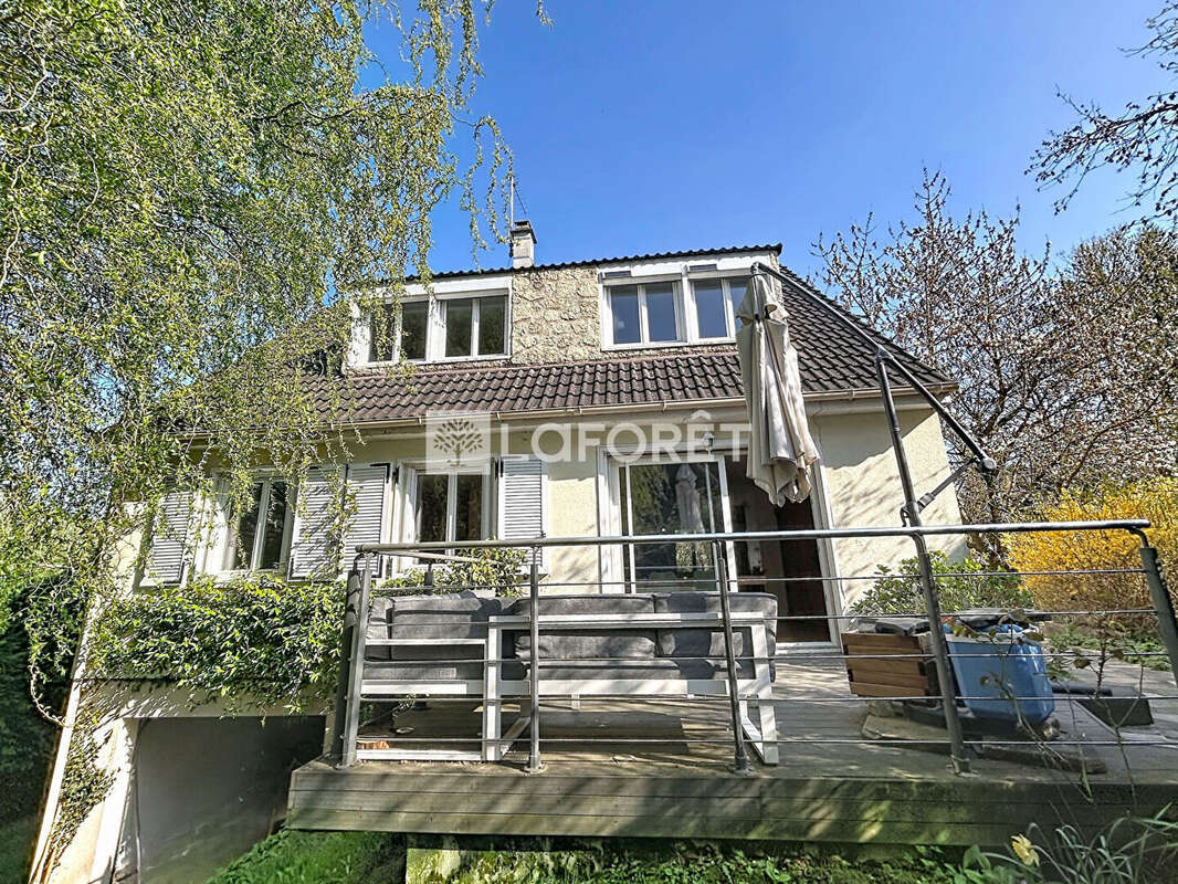 Maison familiale climatisée, avec sous-sol - Orgeval - 7 pièces - photo 13