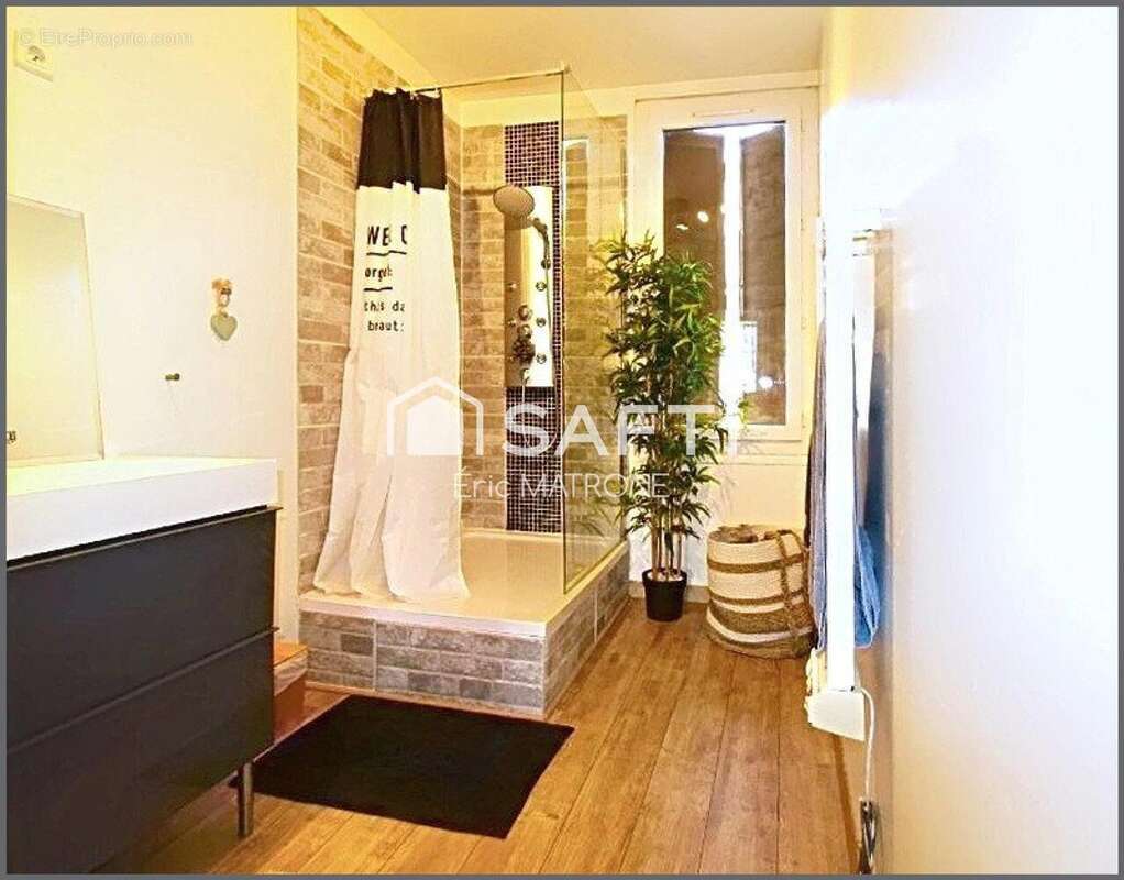 Photo 7 - Appartement à MARSEILLE-11E