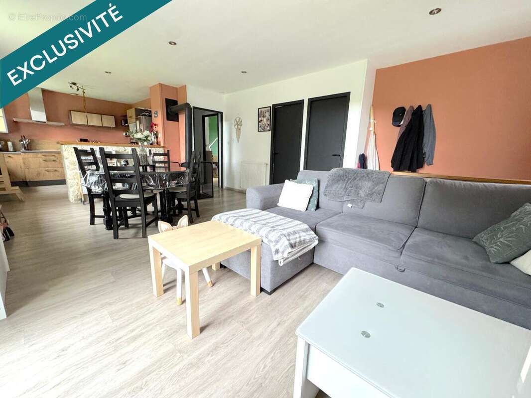 Photo 6 - Maison à VARENNES-SAINT-SAUVEUR