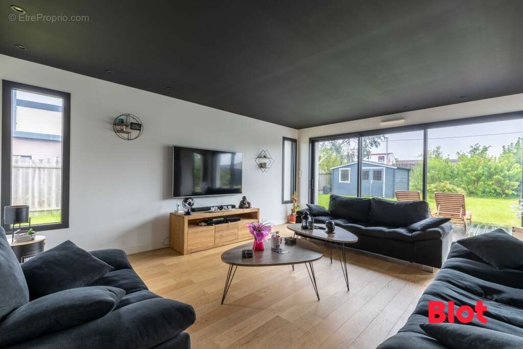 Maison à BREAL-SOUS-MONTFORT