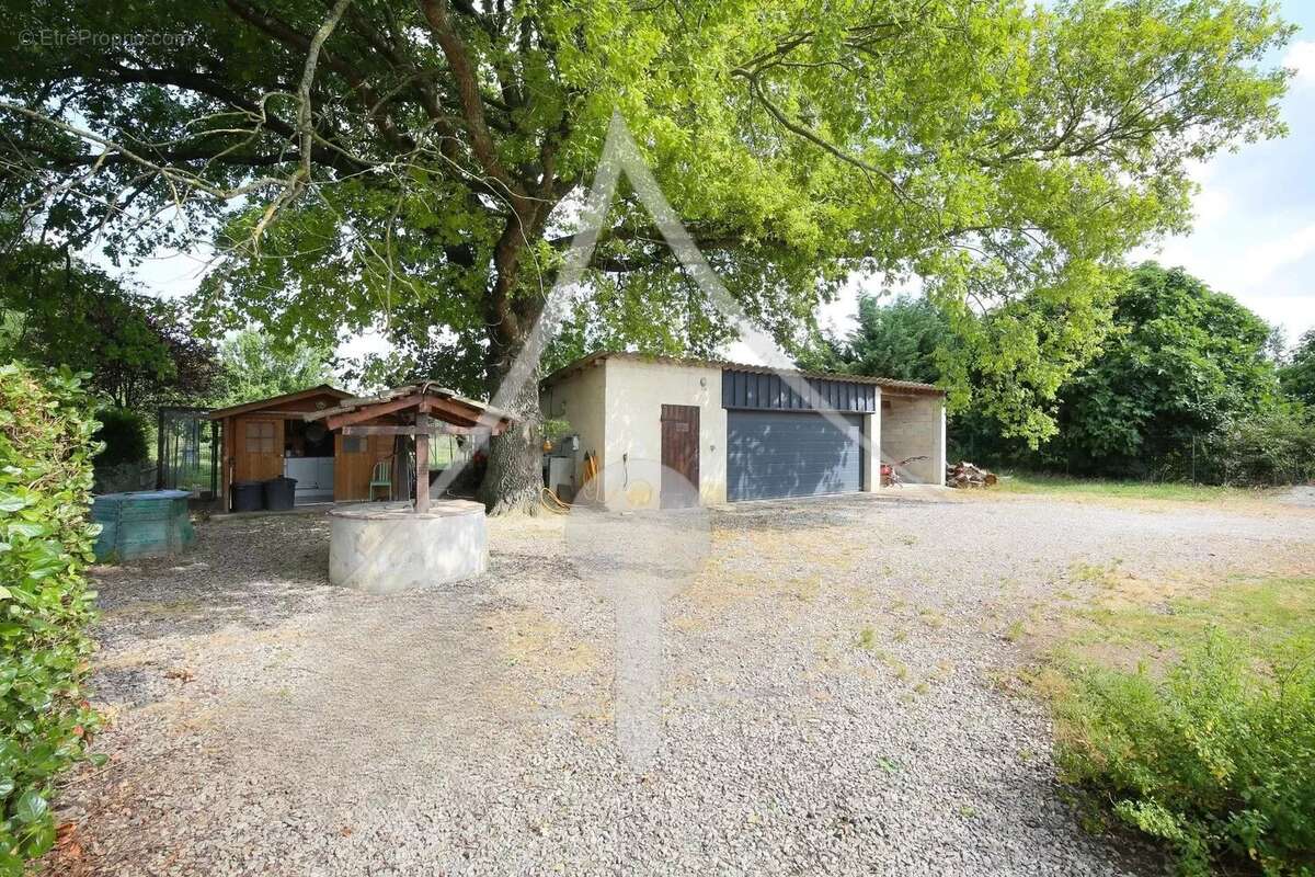 A vendre propriété de 7 pièces à POMPERTUZAT - photo 18