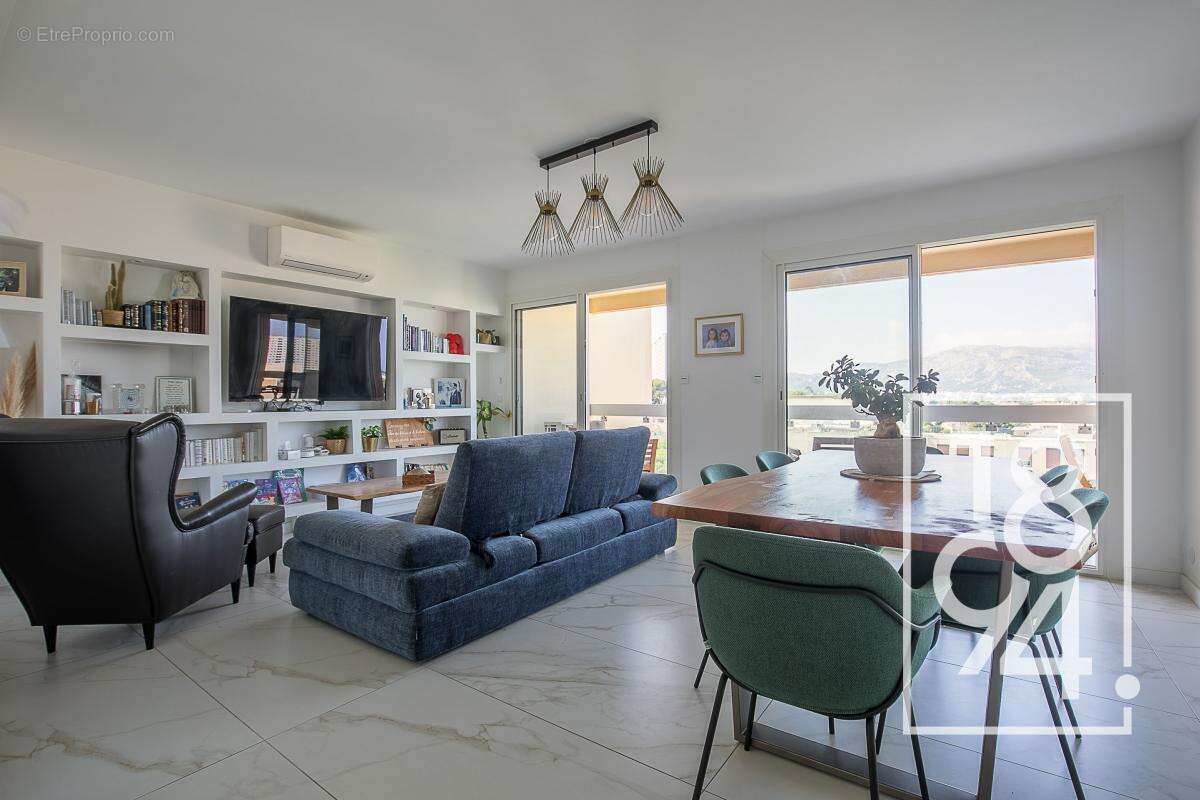 Appartement à MARSEILLE-9E