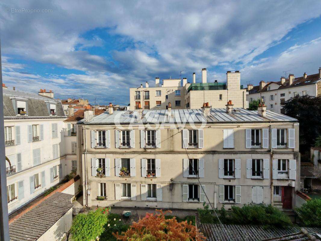 Appartement à CHARENTON-LE-PONT