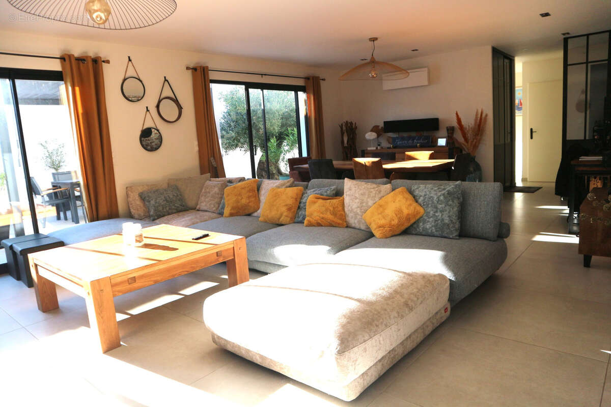 Maison à SAINT-SAUVEUR-D&#039;AUNIS