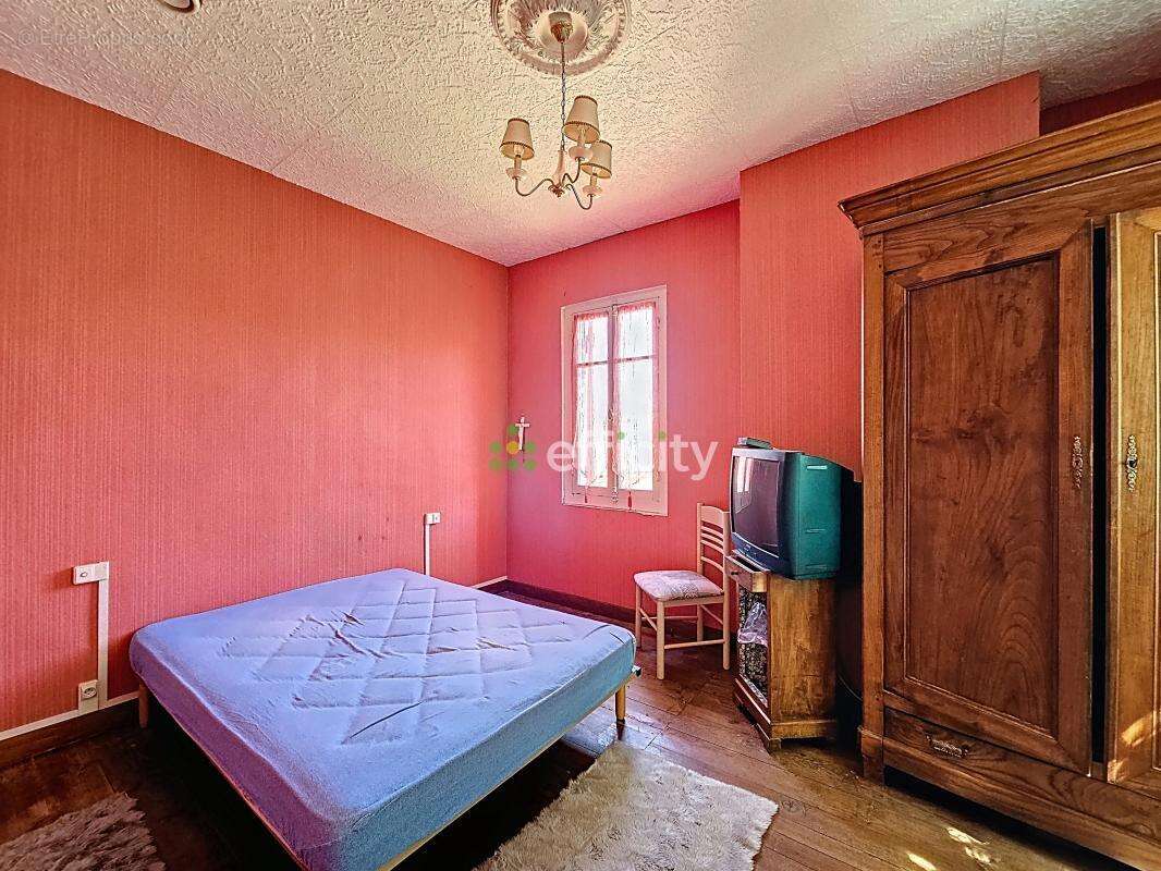 Maison à SAINT-JUSTIN