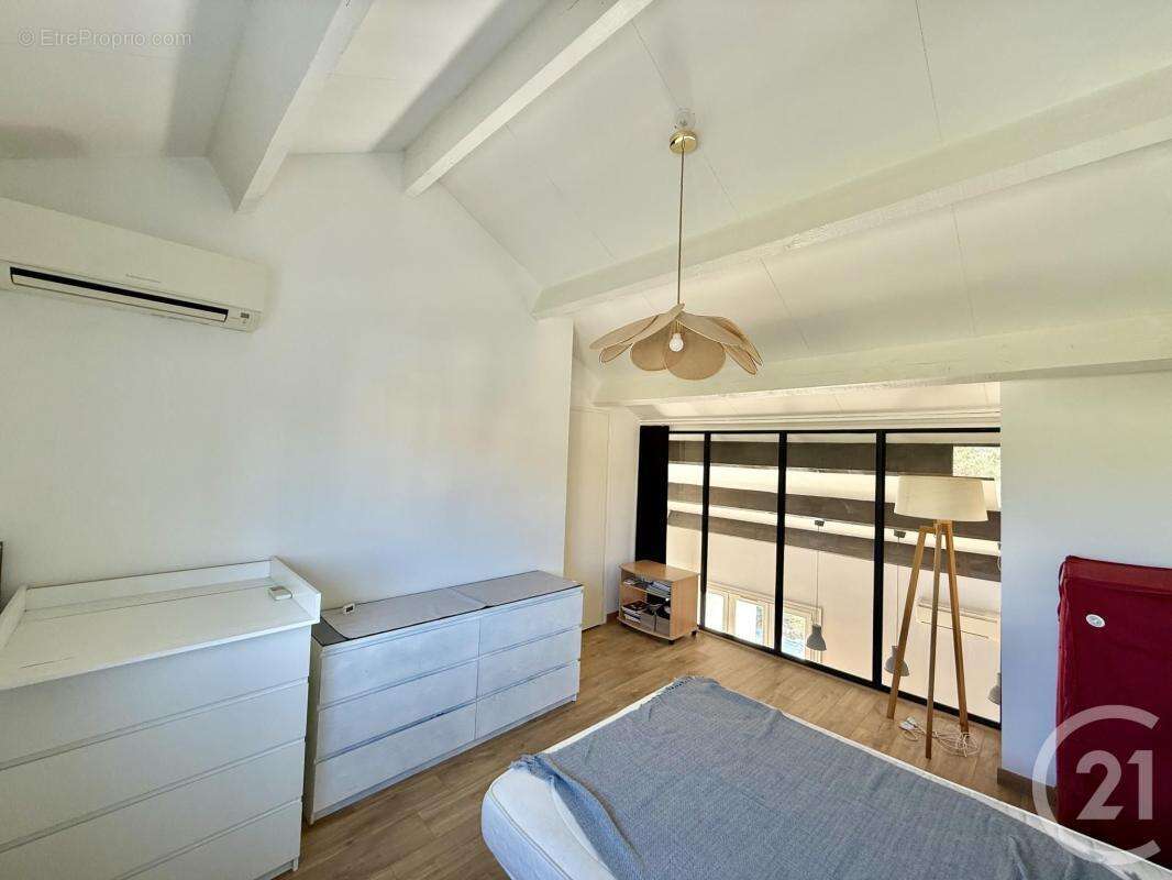 Maison à VILLENEUVE-LES-MAGUELONE