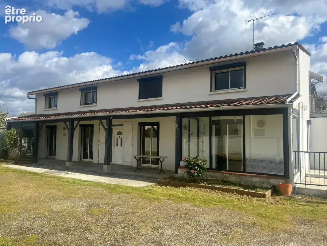 T4 de 125 m² plain pied  avec piscine et 600m² de jardin - photo 3