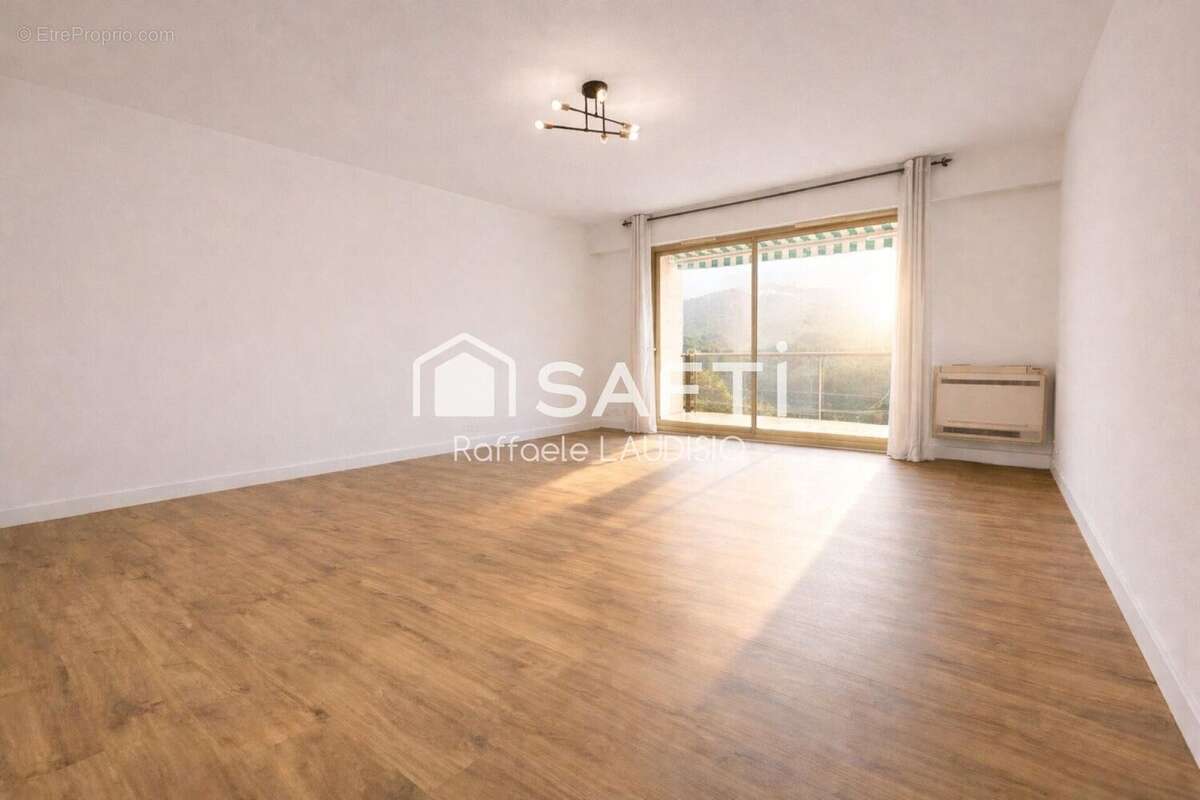 Photo 3 - Appartement à SAINT-RAPHAEL