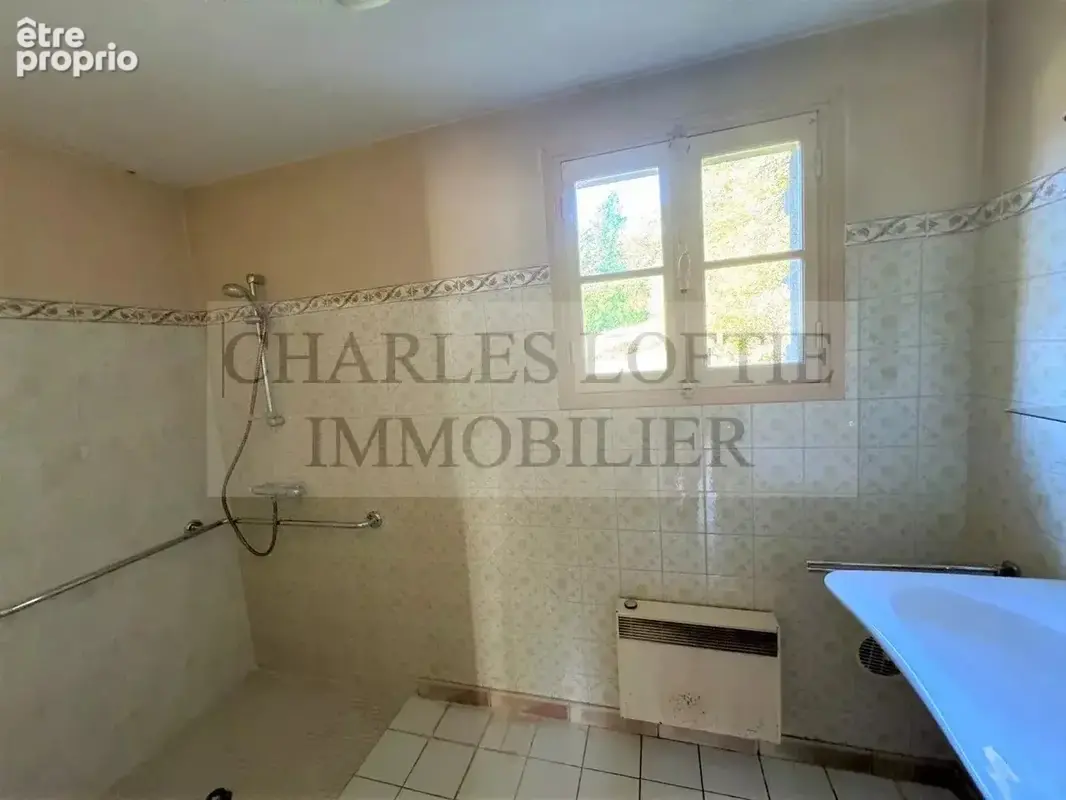 Charmante maison en pierre, garage et dépendances sur 1.5 ha au calme et proche d'un village en Bouriane - photo 12