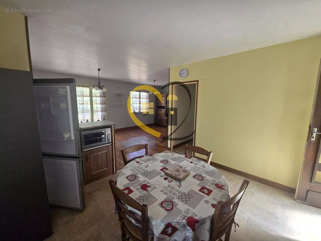 Maison de plain-pied avec sous-sol total – Morogues - photo 5