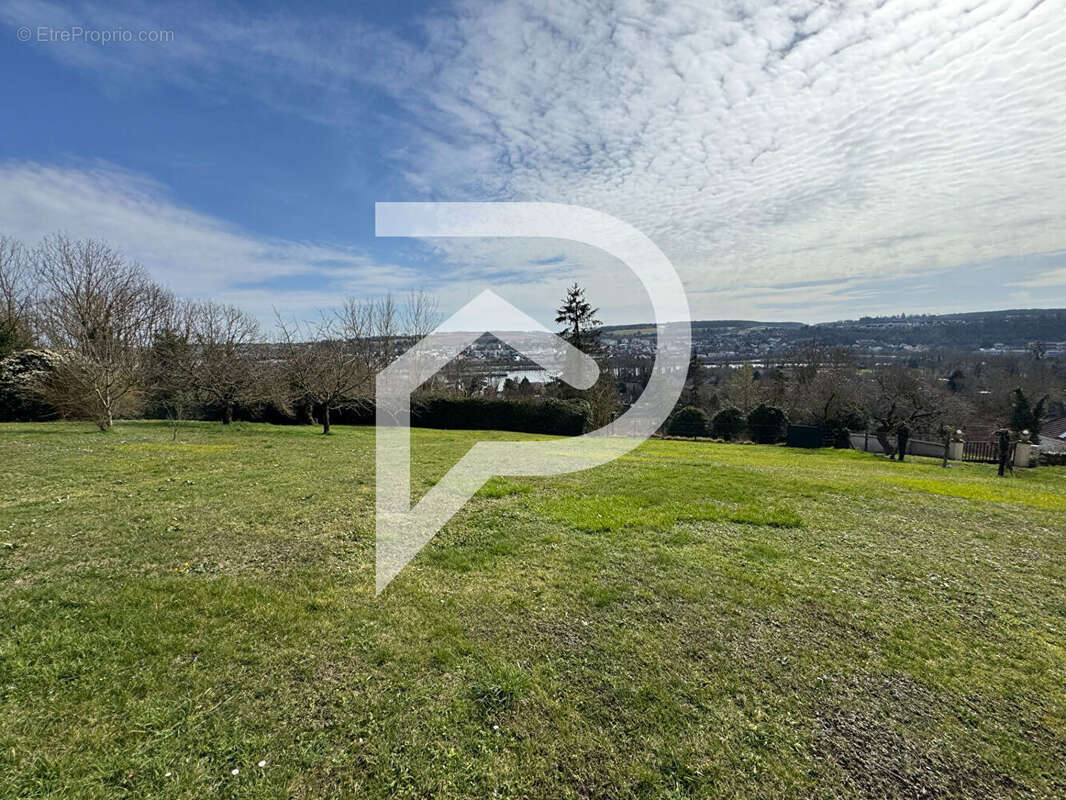 Terrain à BENNECOURT