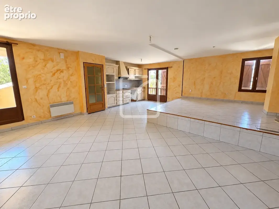 Ensemble immobilier-ancienne boulangerie + appartement 5 chambres - photo 4