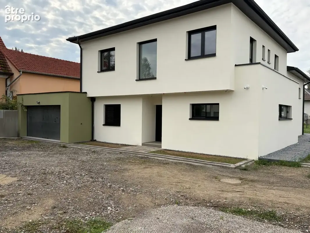 Maison 6 pièces 190 m² à vendre à Rosenau (68128) - photo 1