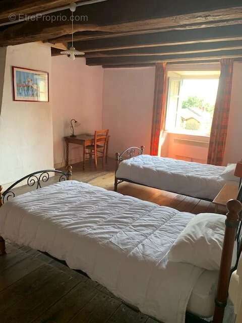 Maison à SAINT-YRIEIX-SOUS-AIXE