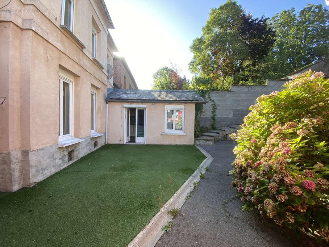 Maison à LIOMER