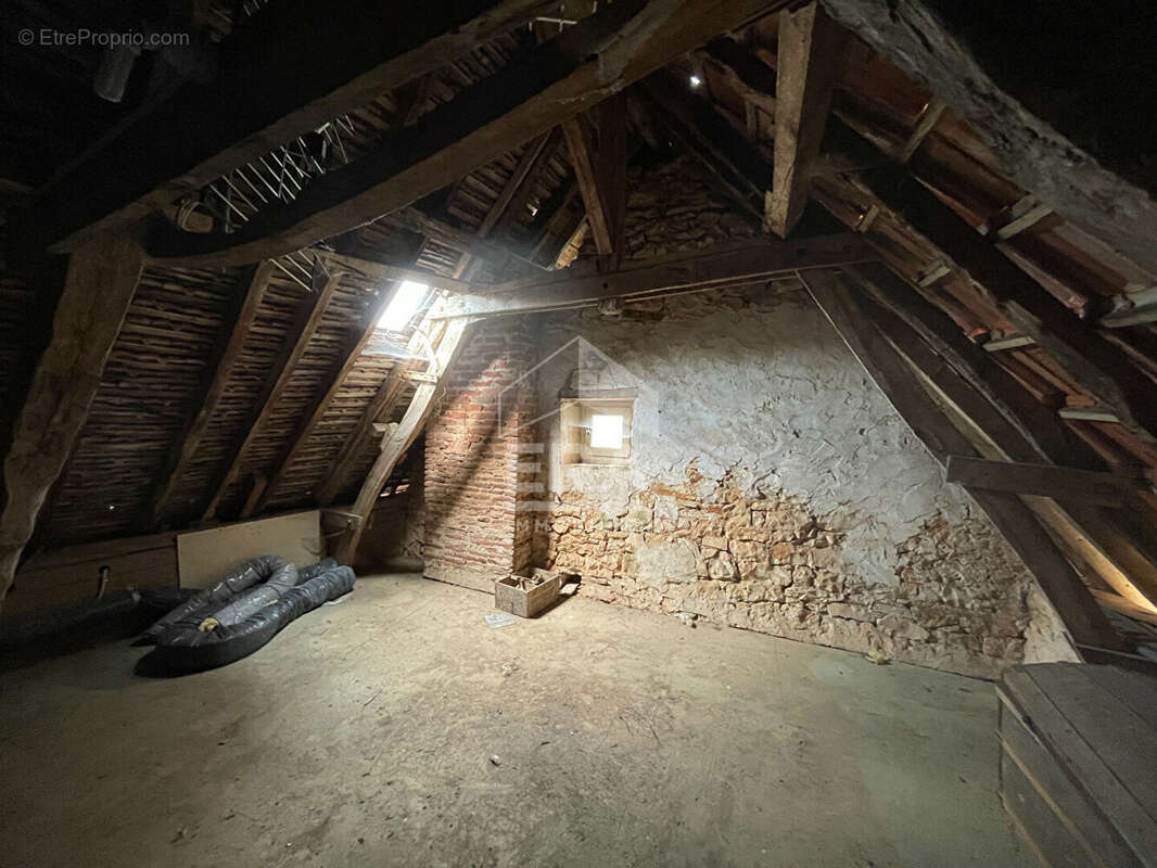 Maison à CUBJAC