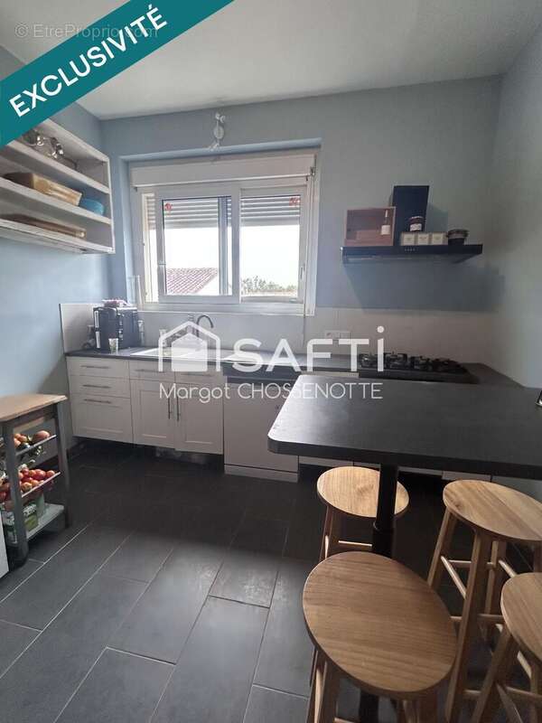 Maison 115 m² à Saint-Hilaire-De-Villefranche  - photo 4