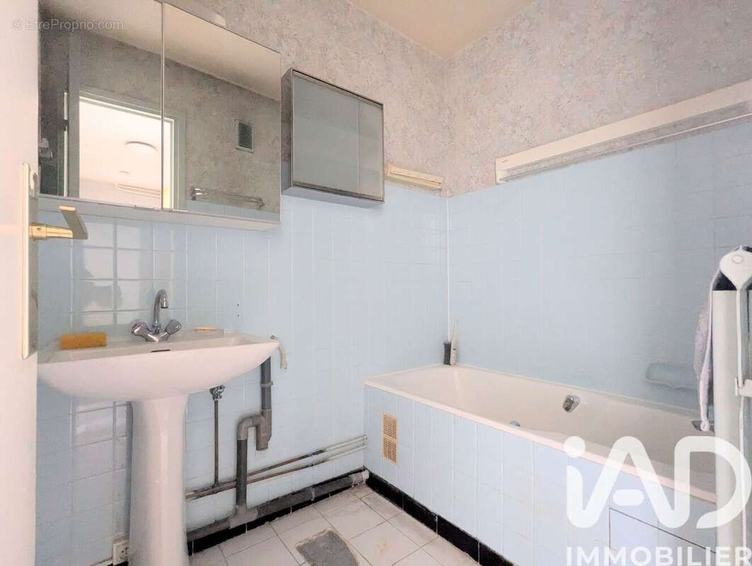 Photo 9 - Appartement à VERSAILLES